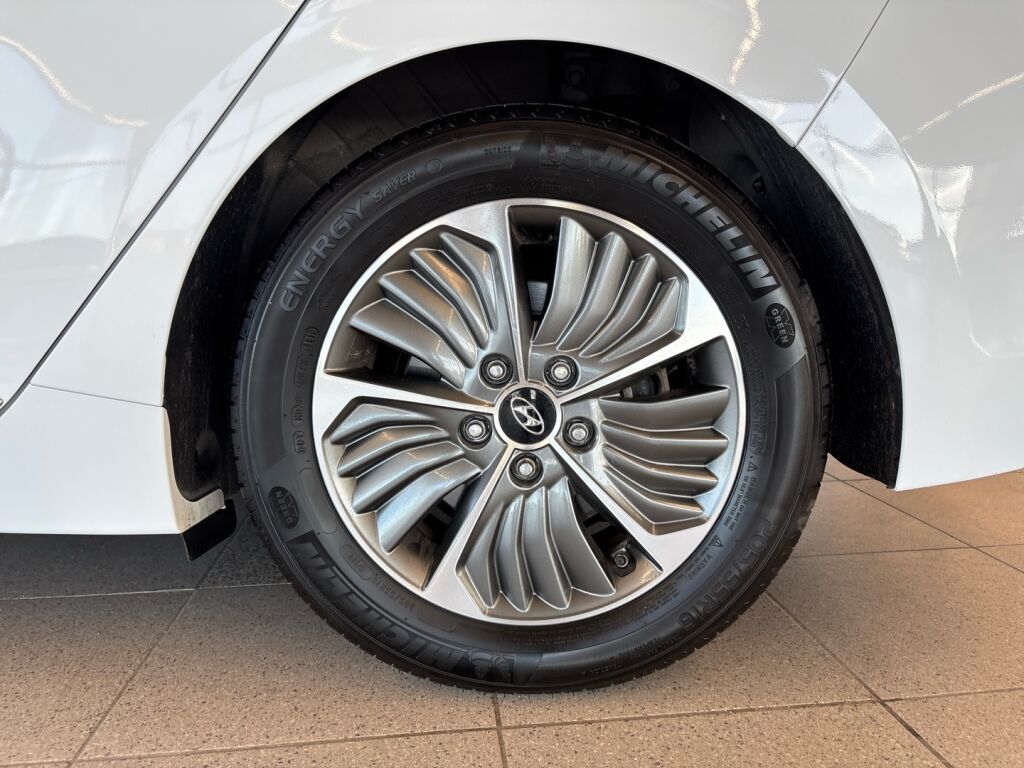 Hyundai IONIQ plug-in 2020 Valkoinen