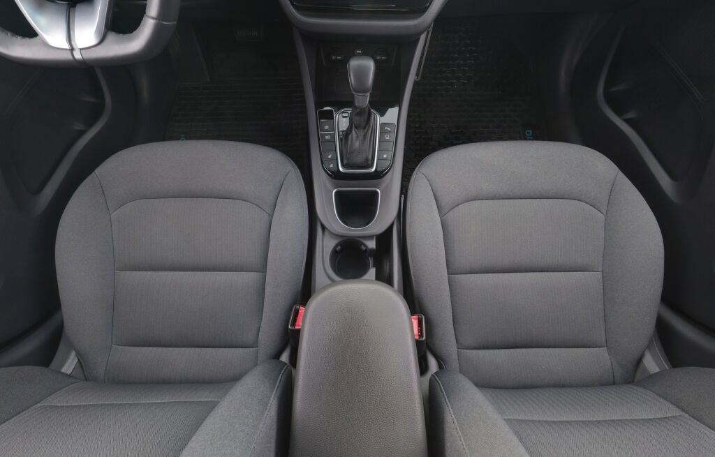 Hyundai IONIQ hybrid 2020 Musta