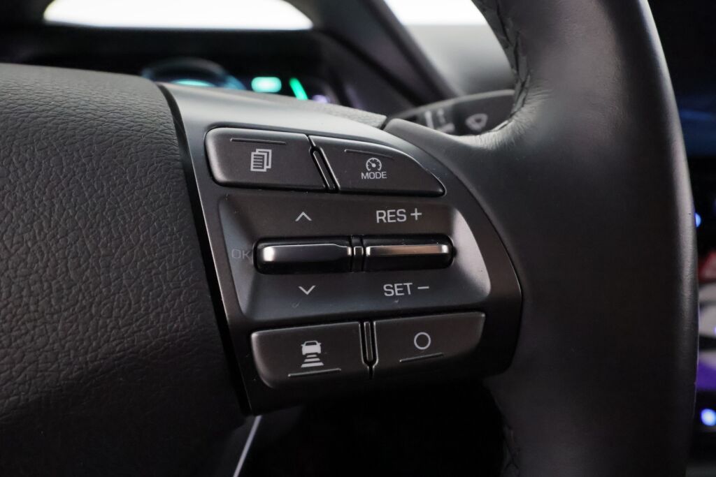 Hyundai IONIQ hybrid 2020 Musta