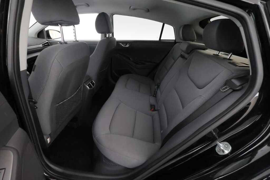 Hyundai IONIQ hybrid 2020 Musta