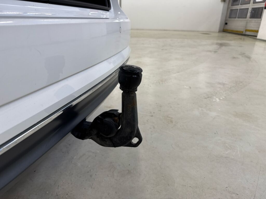 Audi A4 2016 Valkoinen