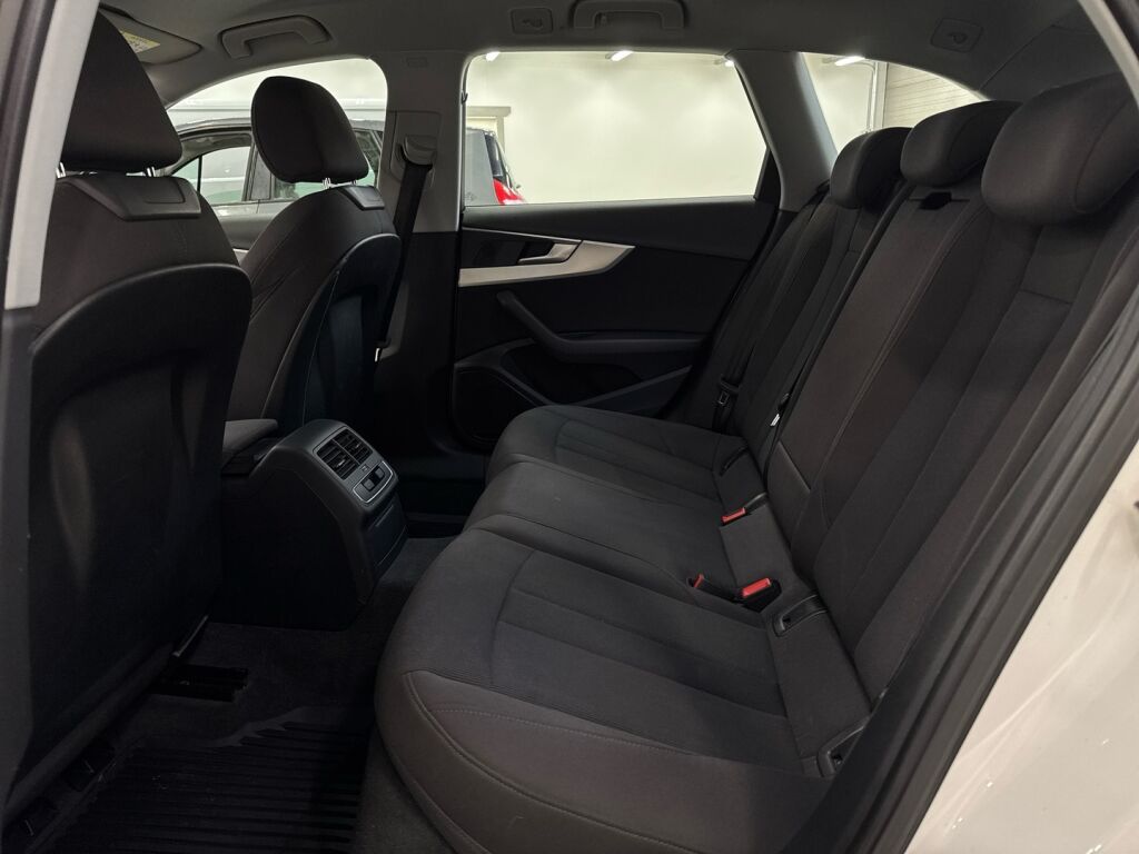 Audi A4 2016 Valkoinen