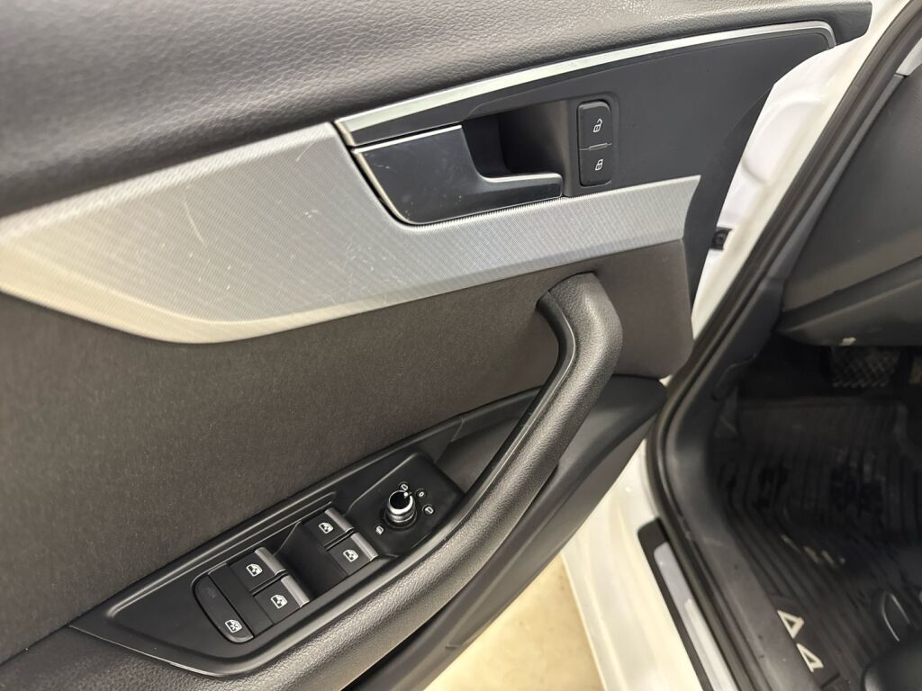 Audi A4 2016 Valkoinen