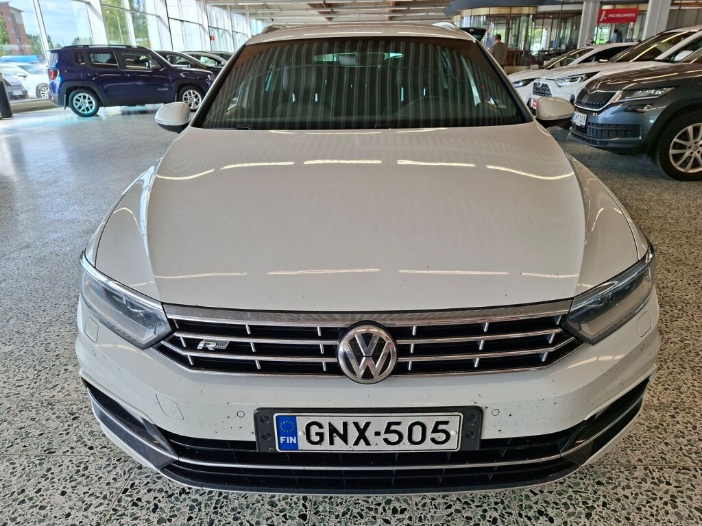 Volkswagen Passat 2017 Valkoinen