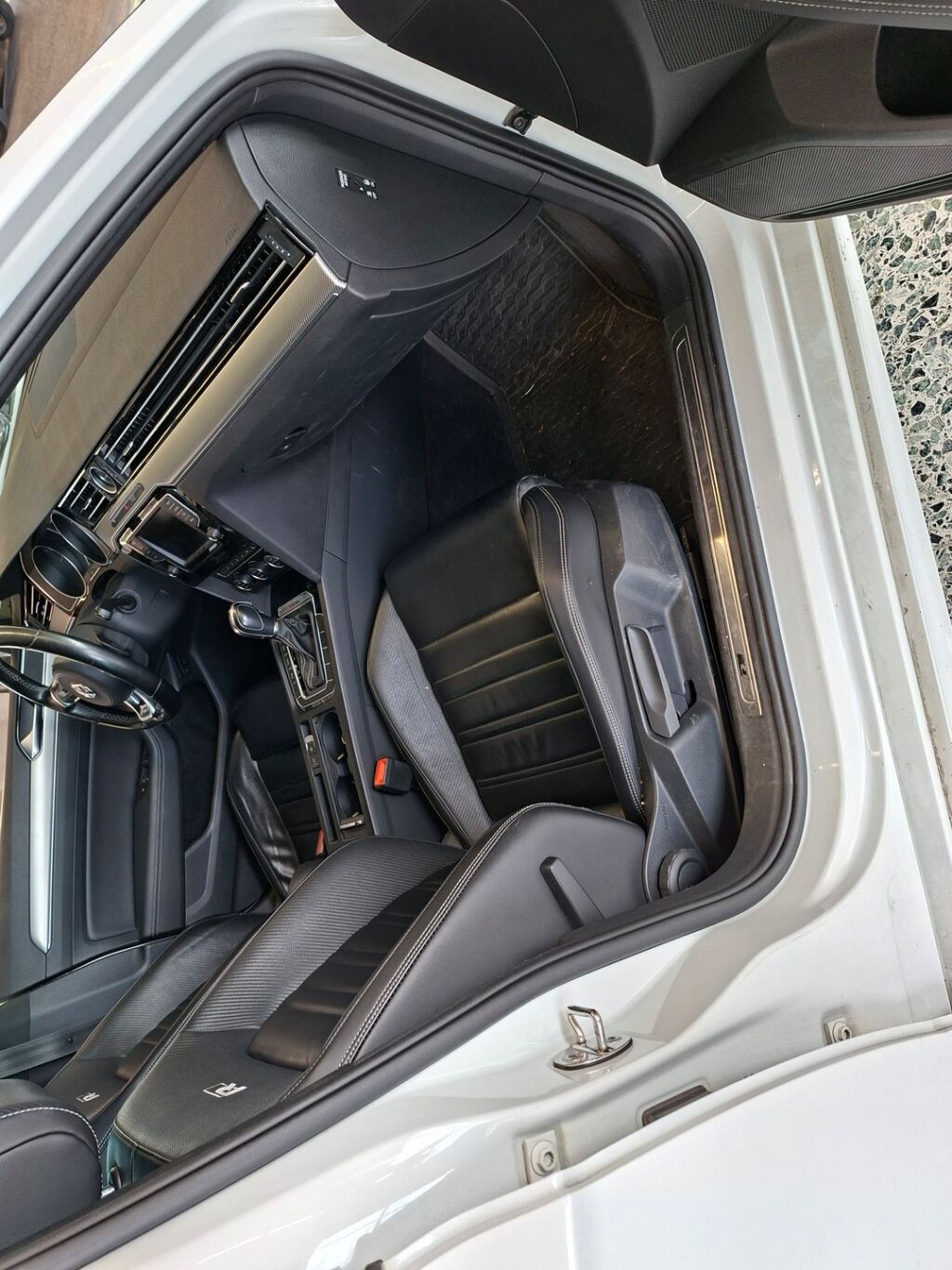 Volkswagen Passat 2017 Valkoinen