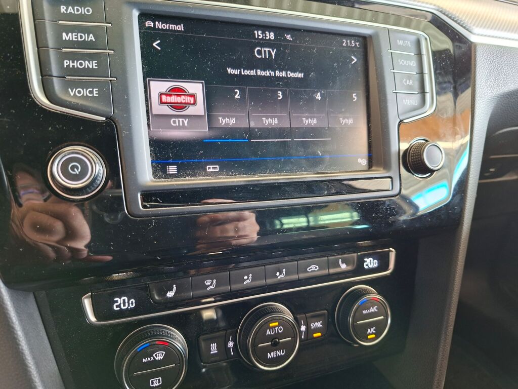 Volkswagen Passat 2017 Valkoinen