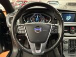 Volvo V40 Cross Country 2015 Musta