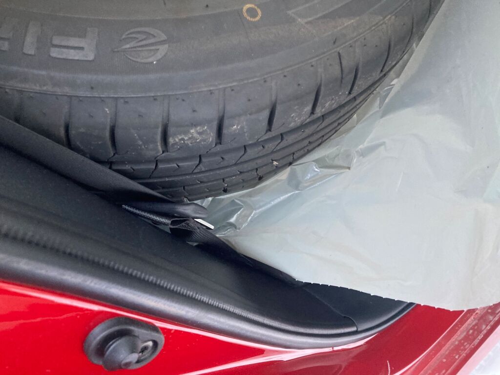 Toyota Corolla 2019 Metallinhohto Punainen