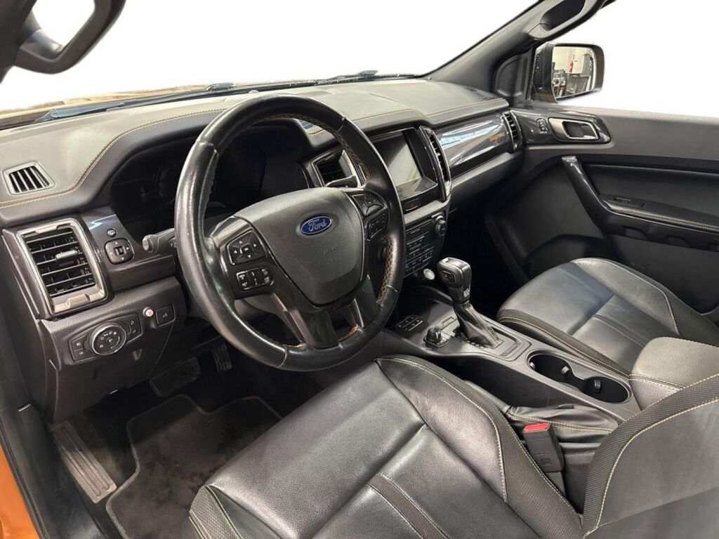 Ford Ranger 2020 Oranssi