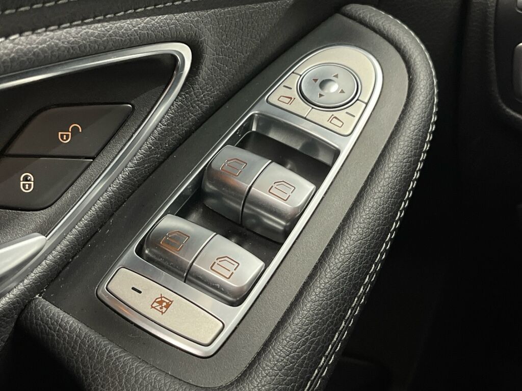 Mercedes-Benz C 2015 
