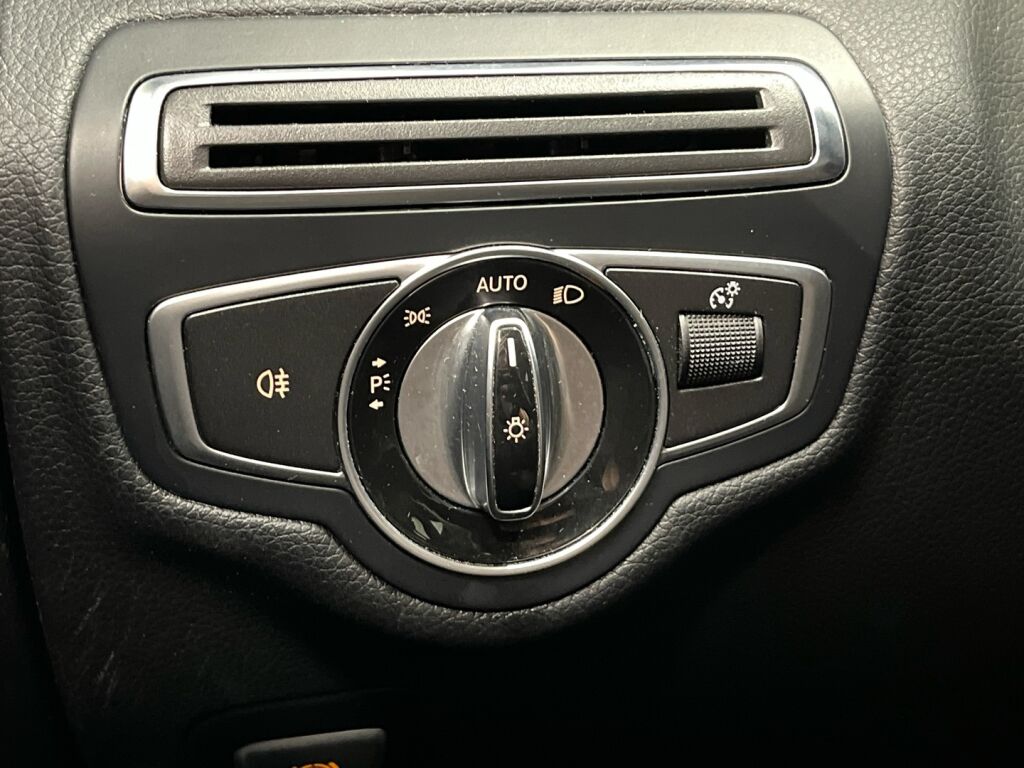 Mercedes-Benz C 2015 