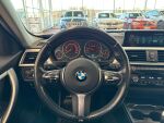 BMW 330 2017 Sininen