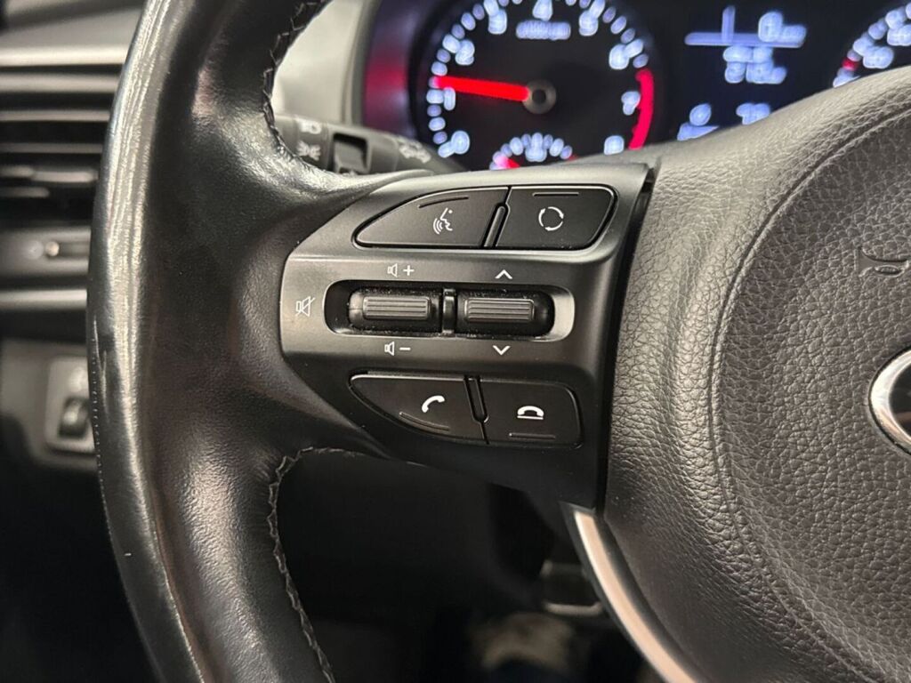 Kia Stonic 2019 Valkoinen