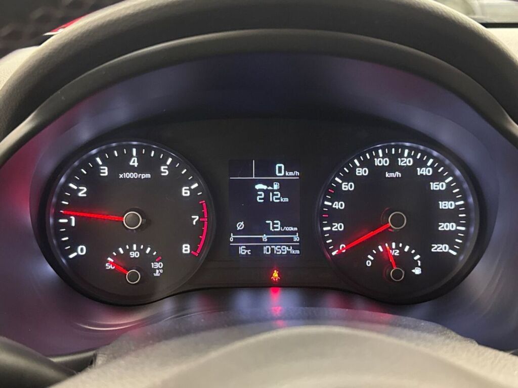 Kia Stonic 2019 Valkoinen
