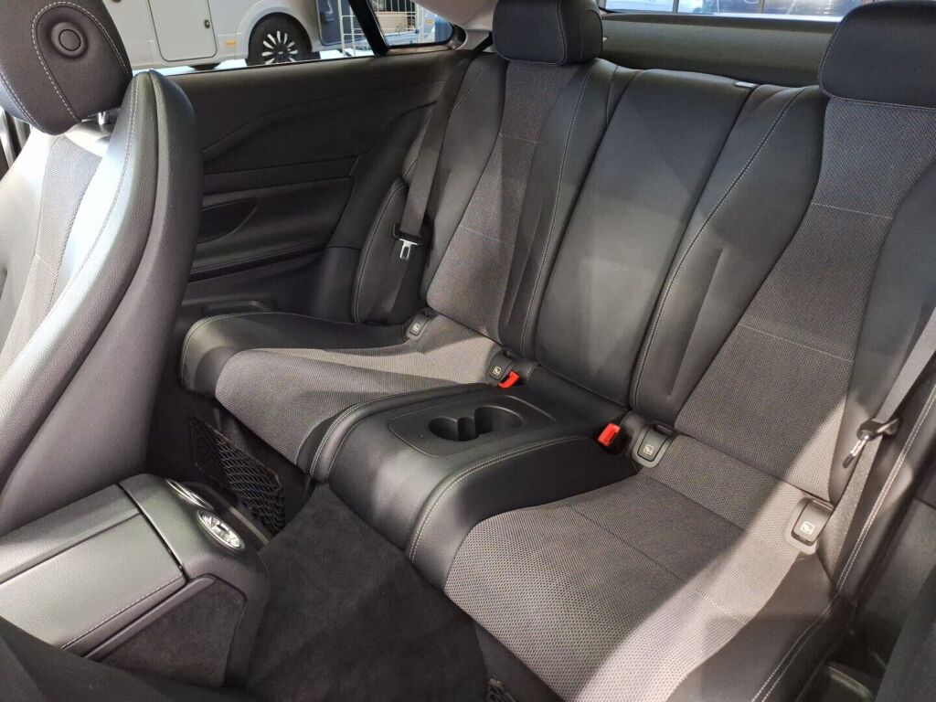 Mercedes-Benz E 2019 Harmaa