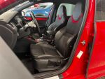 Skoda Octavia 2015 Punainen
