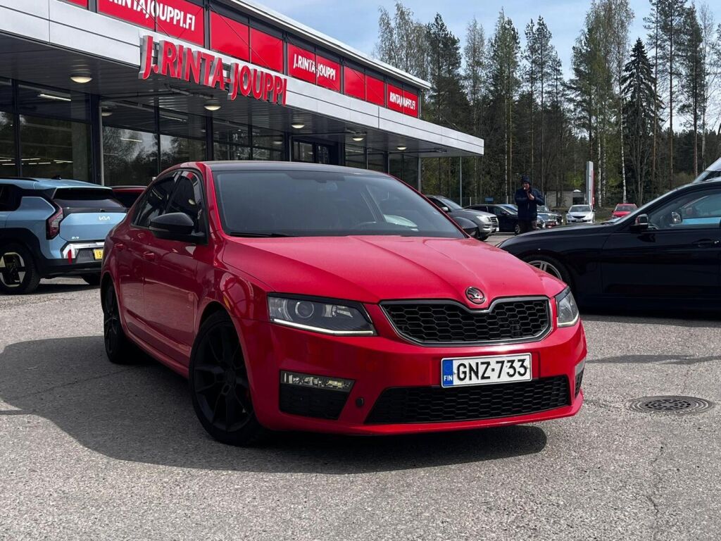 Skoda Octavia 2015 Punainen