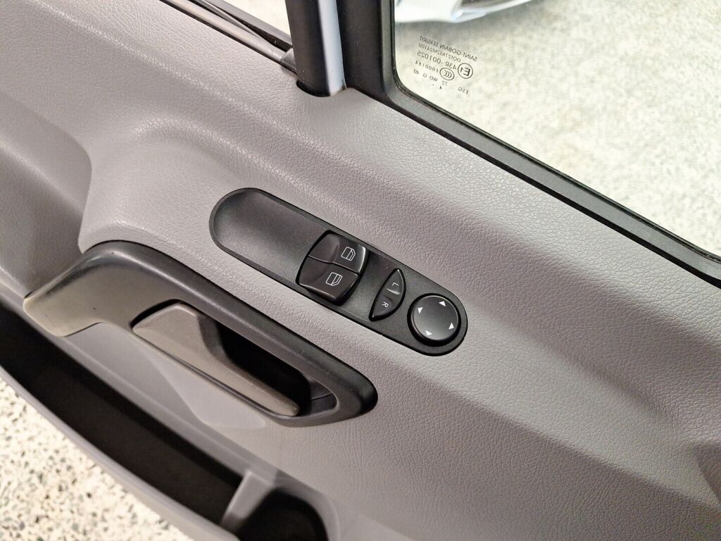 Mercedes-Benz Sprinter 2015 Valkoinen