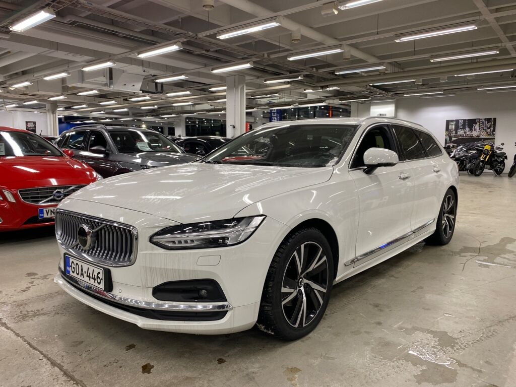 Volvo V90 2020 Valkoinen