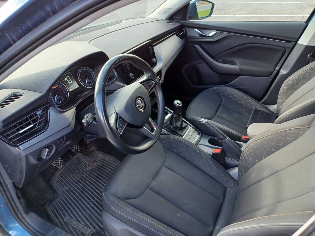 Skoda Scala 2020 Sininen