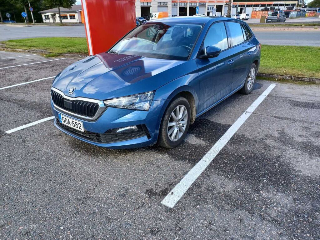 Skoda Scala 2020 Sininen