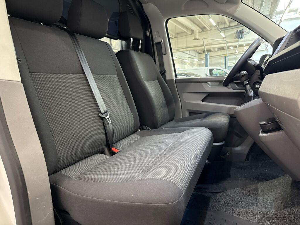 Volkswagen Transporter 2020 Valkoinen
