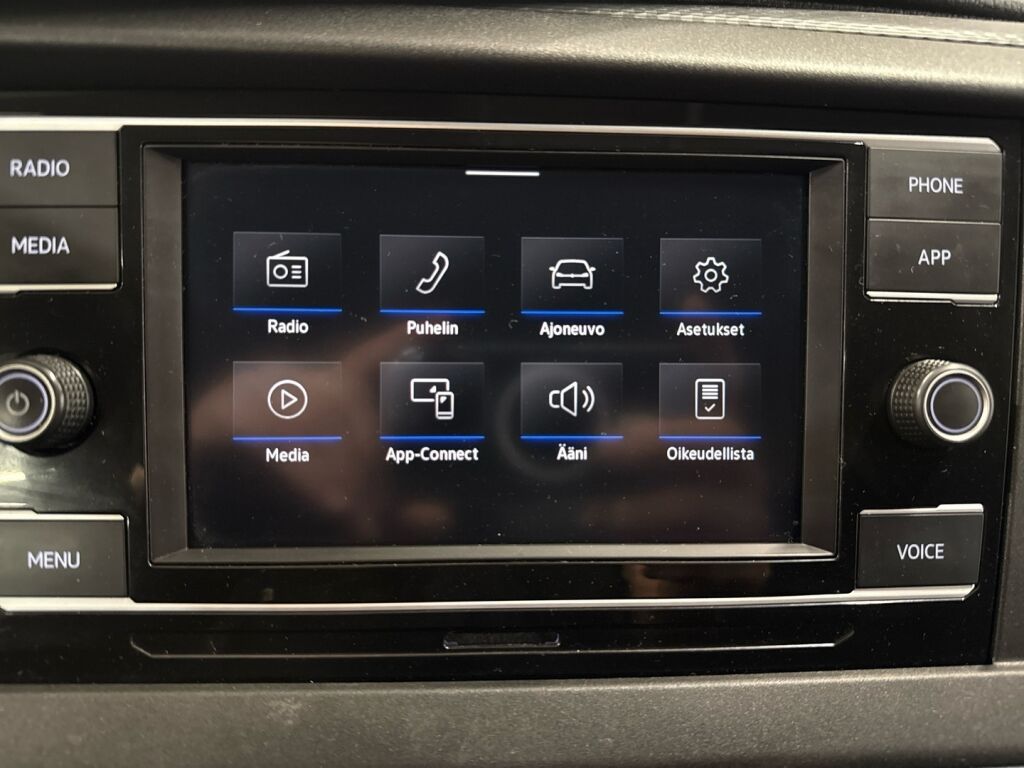 Volkswagen Transporter 2020 Valkoinen