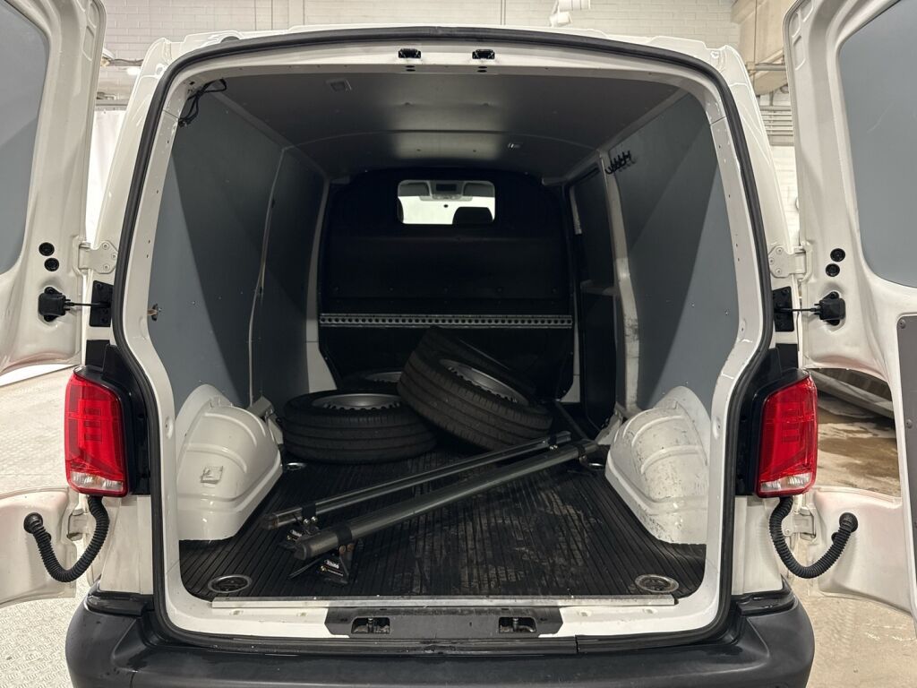 Volkswagen Transporter 2020 Valkoinen