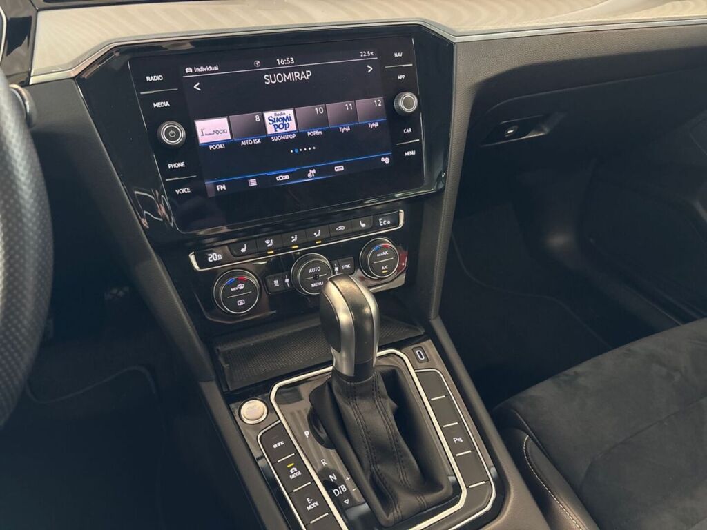 Volkswagen Passat 2020 Harmaa