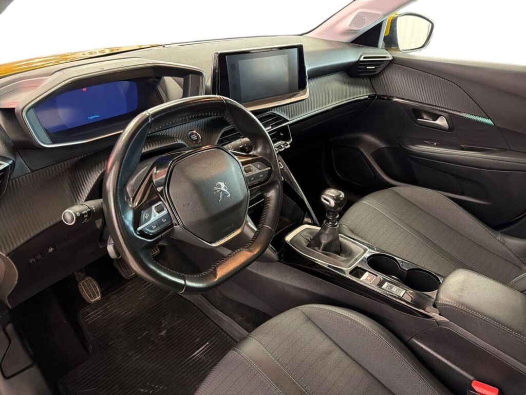 Peugeot 208 Allure PureTech 100 2020, photo 7/27