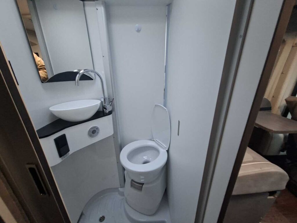 Pössl Liberty 2022 Harmaa