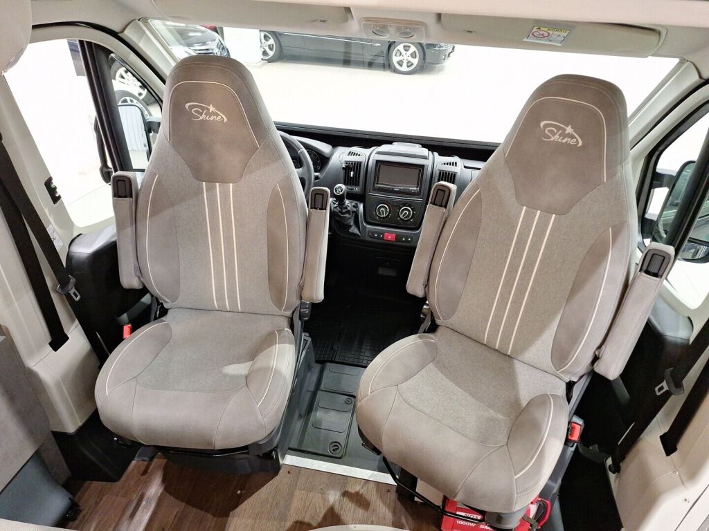 Pössl Liberty 2022 Harmaa