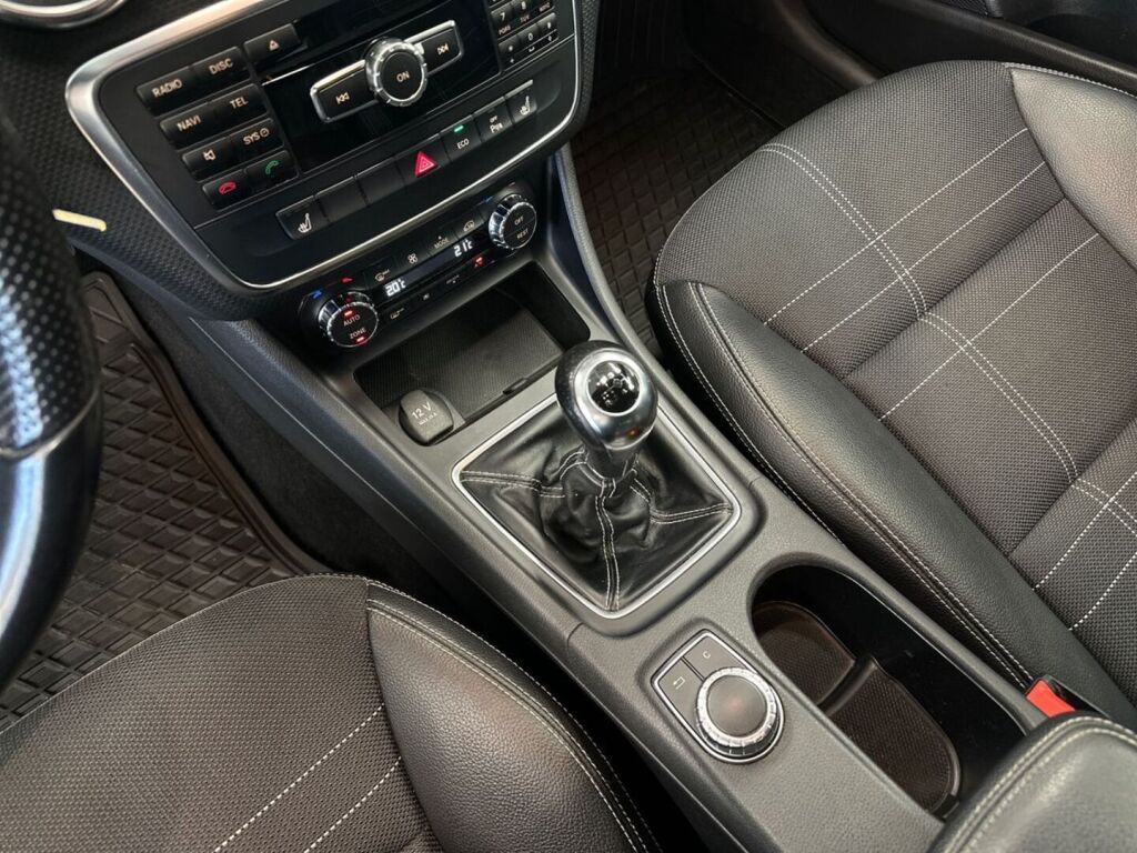 Mercedes-Benz A 2013 Harmaa