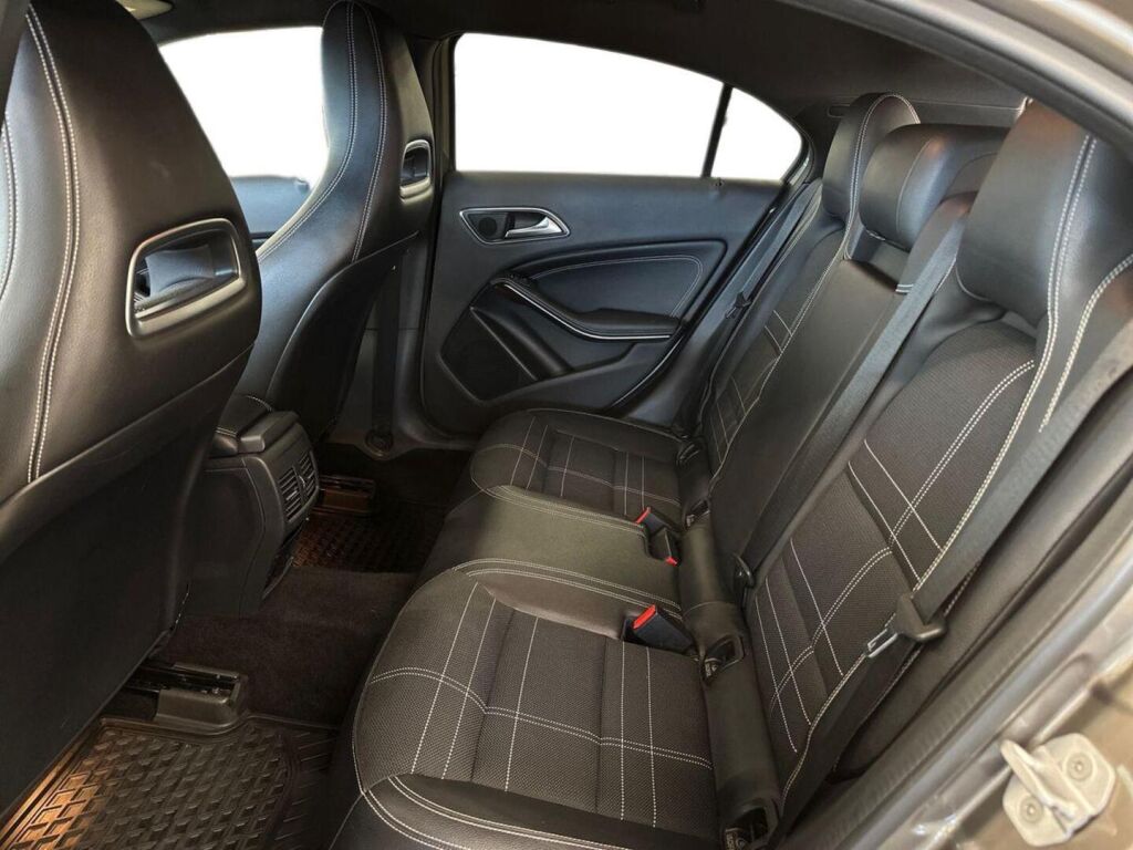 Mercedes-Benz A 2013 Harmaa