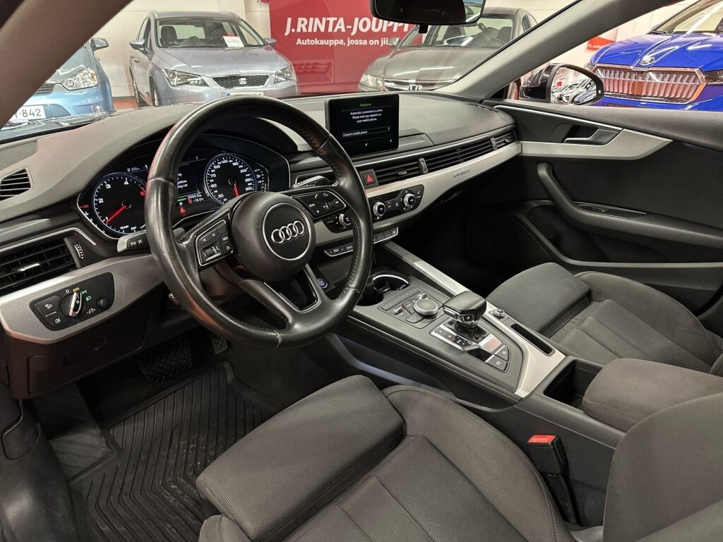 Audi A5 2017 Musta