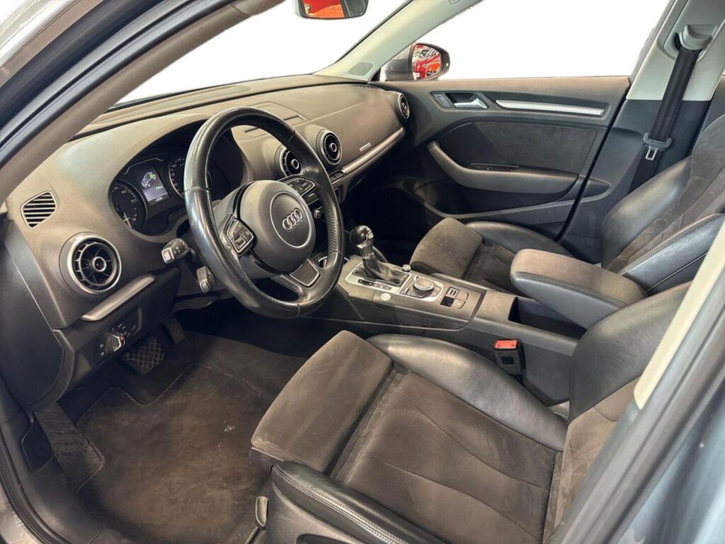 Audi A3 2016 Harmaa