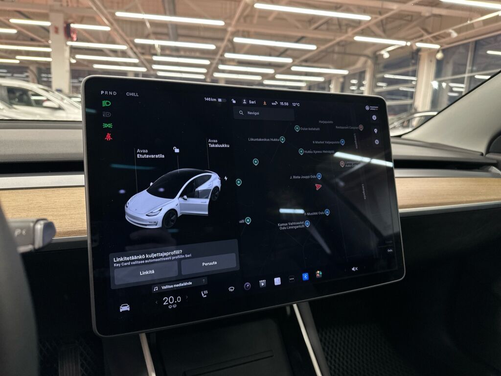 Tesla Model 3 2020 Valkoinen