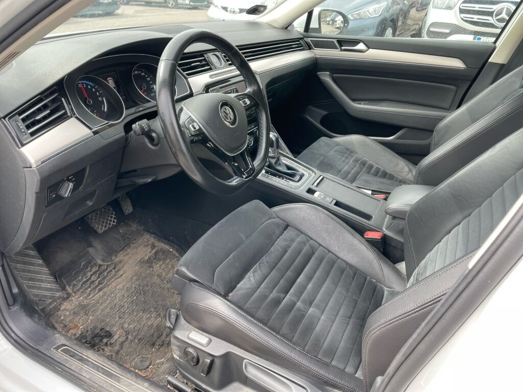 Volkswagen Passat 2016 Valkoinen