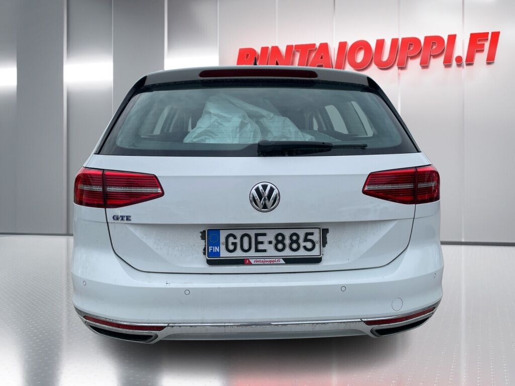 Volkswagen Passat 2016 Valkoinen