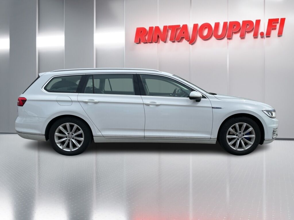 Volkswagen Passat 2016 Valkoinen