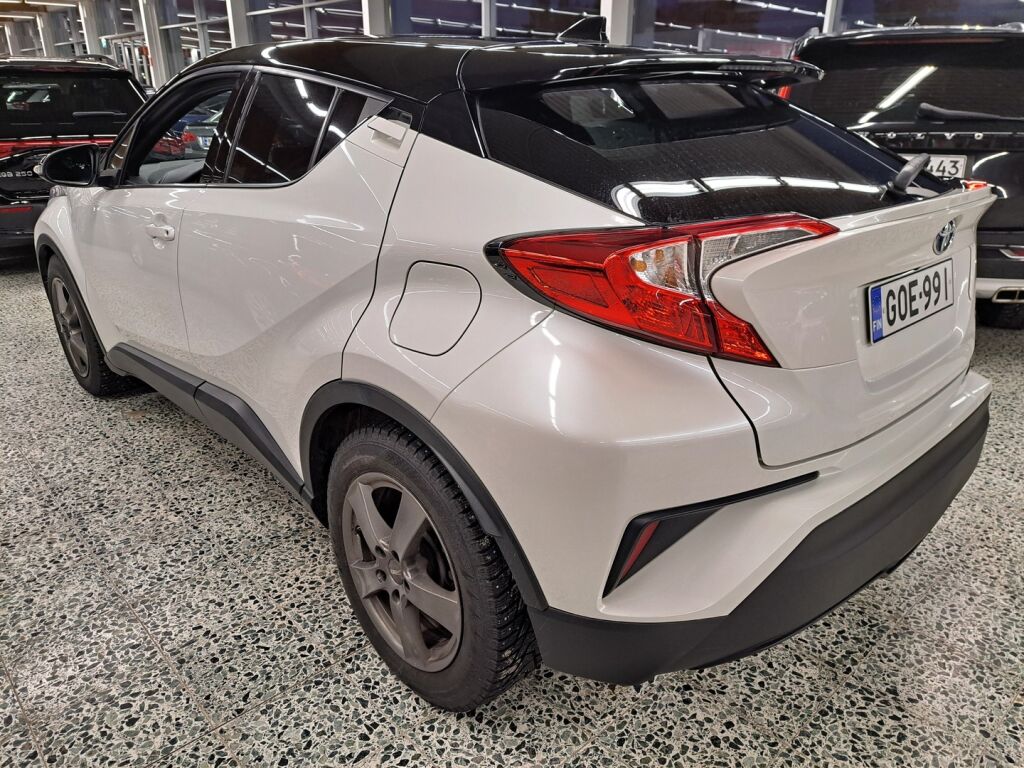 Toyota C-HR 2017 Valkoinen