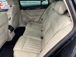 Skoda Superb 2015 Musta
