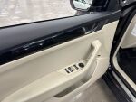 Skoda Superb 2015 Musta