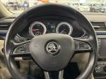 Skoda Superb 2015 Musta