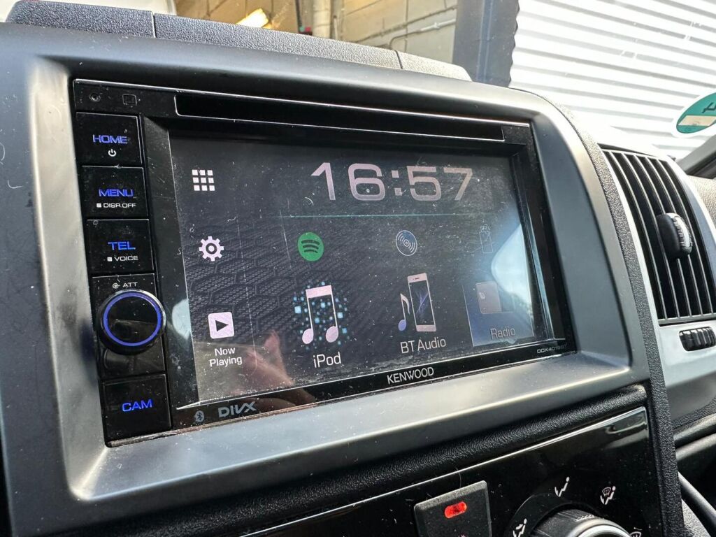 Kabe Travel Master Classic 740 LGB 2021 Valkoinen