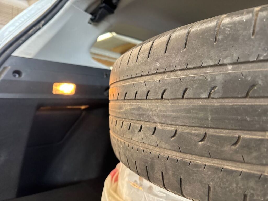 Dacia Duster 2020 Valkoinen