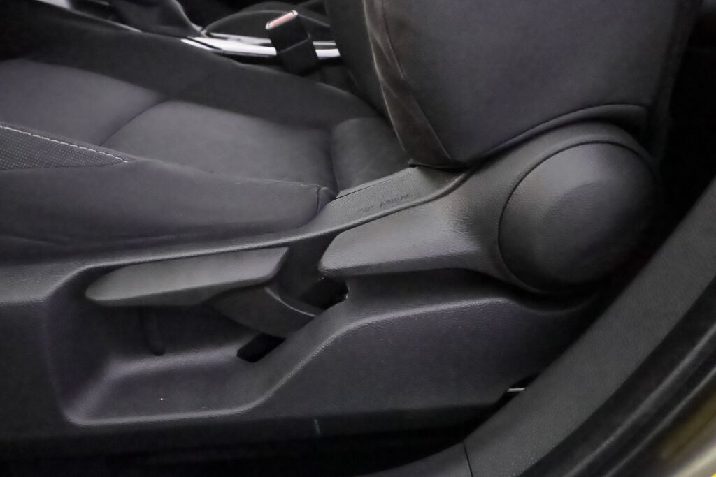 Toyota Corolla 2020 Ruskea (beige)