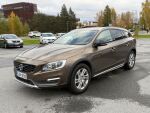 Volvo V60 Cross Country 2015 Ruskea (beige)