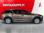 Volvo V60 Cross Country 2015 Ruskea (beige)