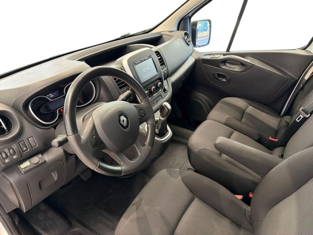 Renault Trafic 2020 Valkoinen